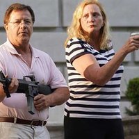 Ken and karen :D couple goals xDctjb. Uplna pecka.https://www.fastcompany.com/90522366/ken-and-karen-the-wealthy-couple-who-pulled-guns-on-protesters-inspired-some-genius-memes 