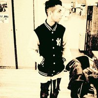 Chceli  by aby som sa ako druhy choval lenže také reči by som najradšej do piči schoval keď  chceš tak sa  mi kľudne pochvál poprosím ťa radšej do piči odpal. Mám svoje srdce a budem sa nim riadiť nikto mi tom nemôže nijako brániť  nemal som sa doteraz za