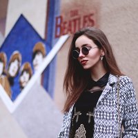 ❤️‍
http://laurinstyle.blogspot.sk/2016/03/ten-kto-ovplyvnil-svetlen-on.html