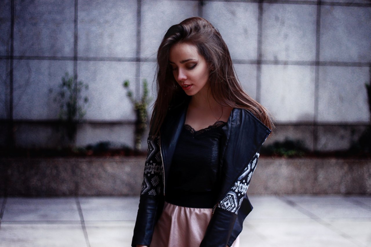 http://www.laurinstyle.com/2016/12/party-outfit.html
