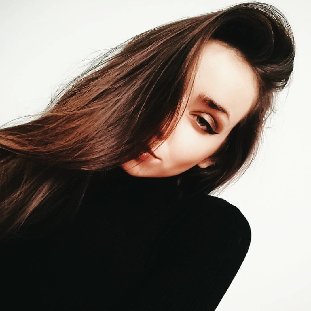 https://www.instagram.com/lauismyname/
@lauismyname