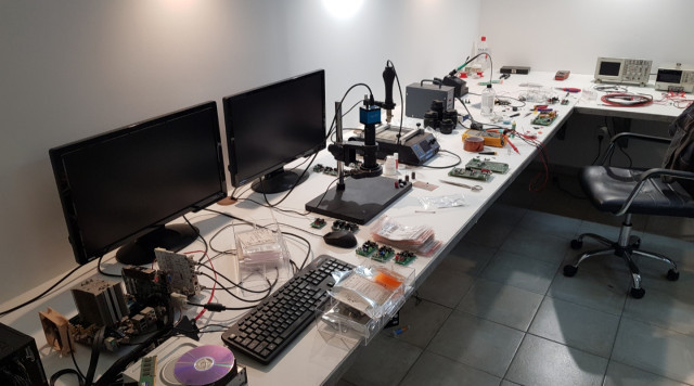 ešte to stále nieje uplne ono ale na brindz stačí... 1 zo 4 dielní