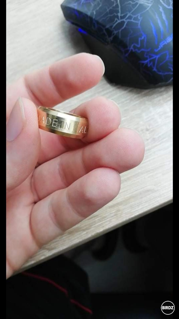 Hádanka :čo je to?
Myslím to co drží v ruke