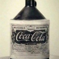 prvá flaša Coca Coly,rok 1894 