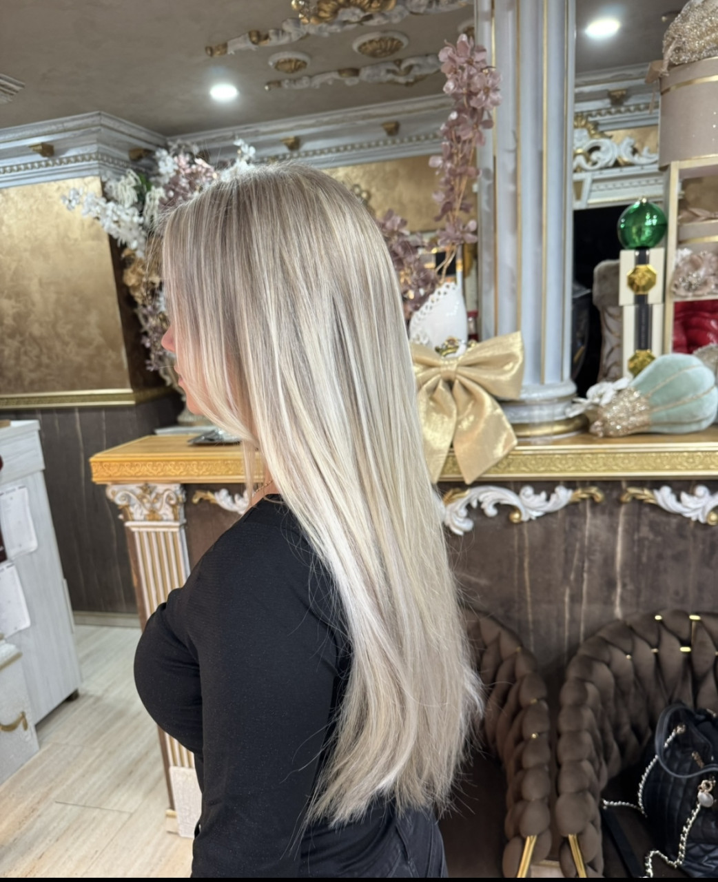 Mám kaderníčku, ktorá vie čarovať ? a má prehajpovaný salón ?