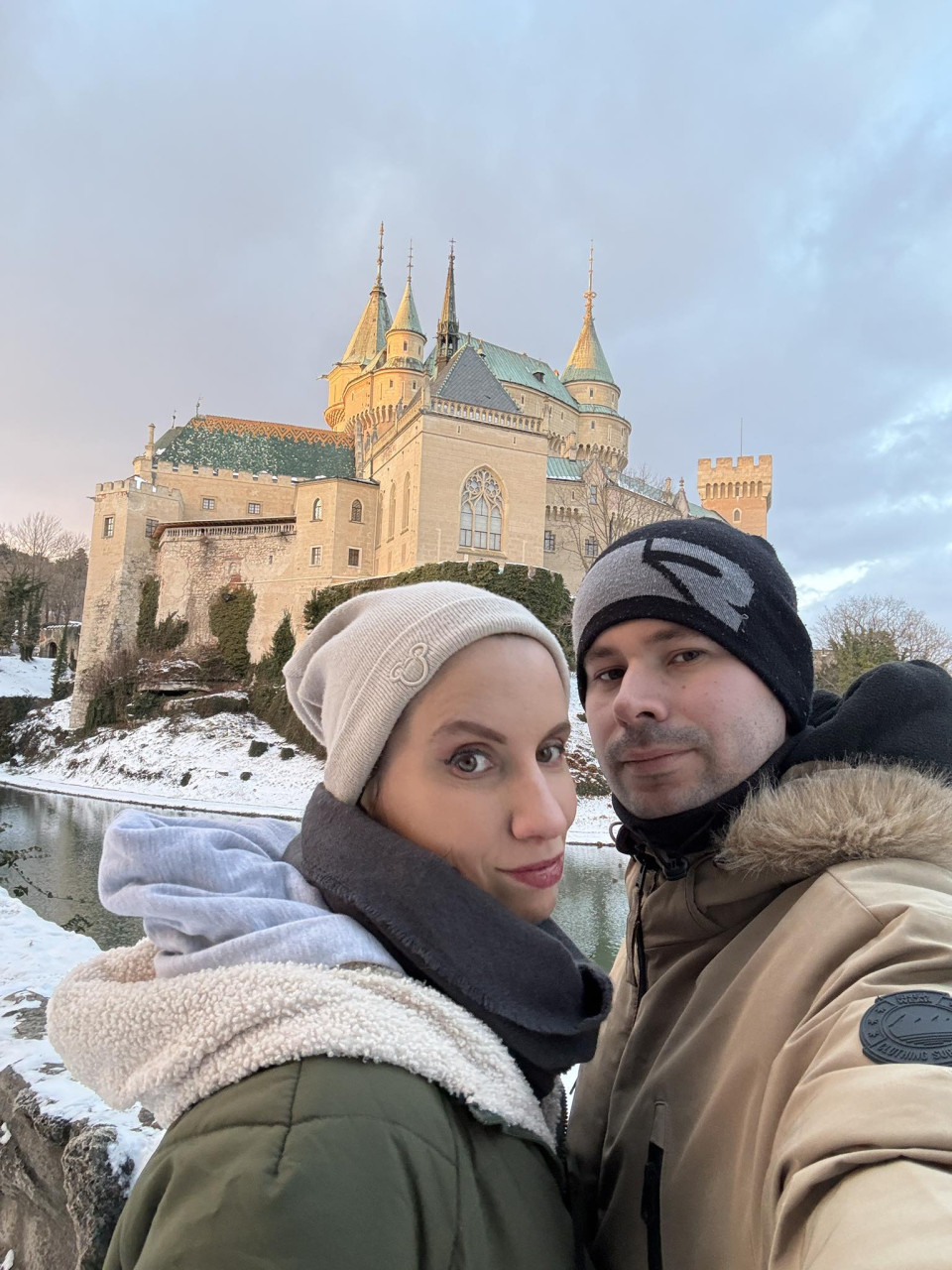 Vieš čo je najkrajšie na Prievidzi? Bojnice. Preto sem chodíme po novom roku na prespačku, už druhý krát po sebe. Alebo ako začať rok fajn výletíkom.