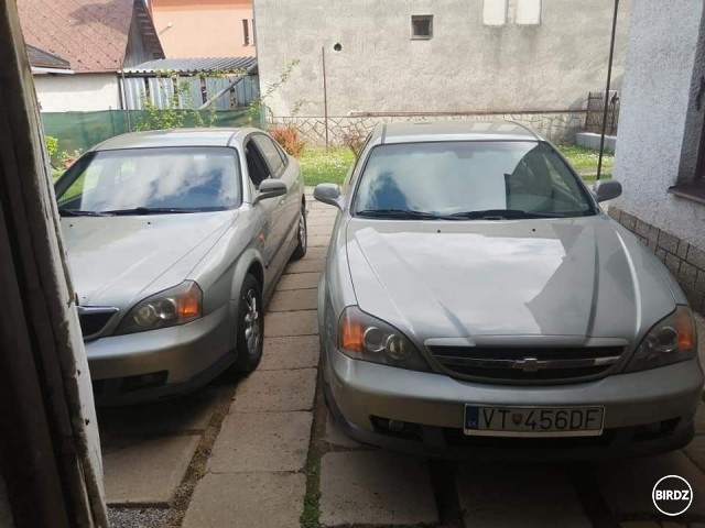 Vľavo bývalá , vpravo nová :) (akurát masky sa prehodili, logo chevroletu k nej nepasuje)