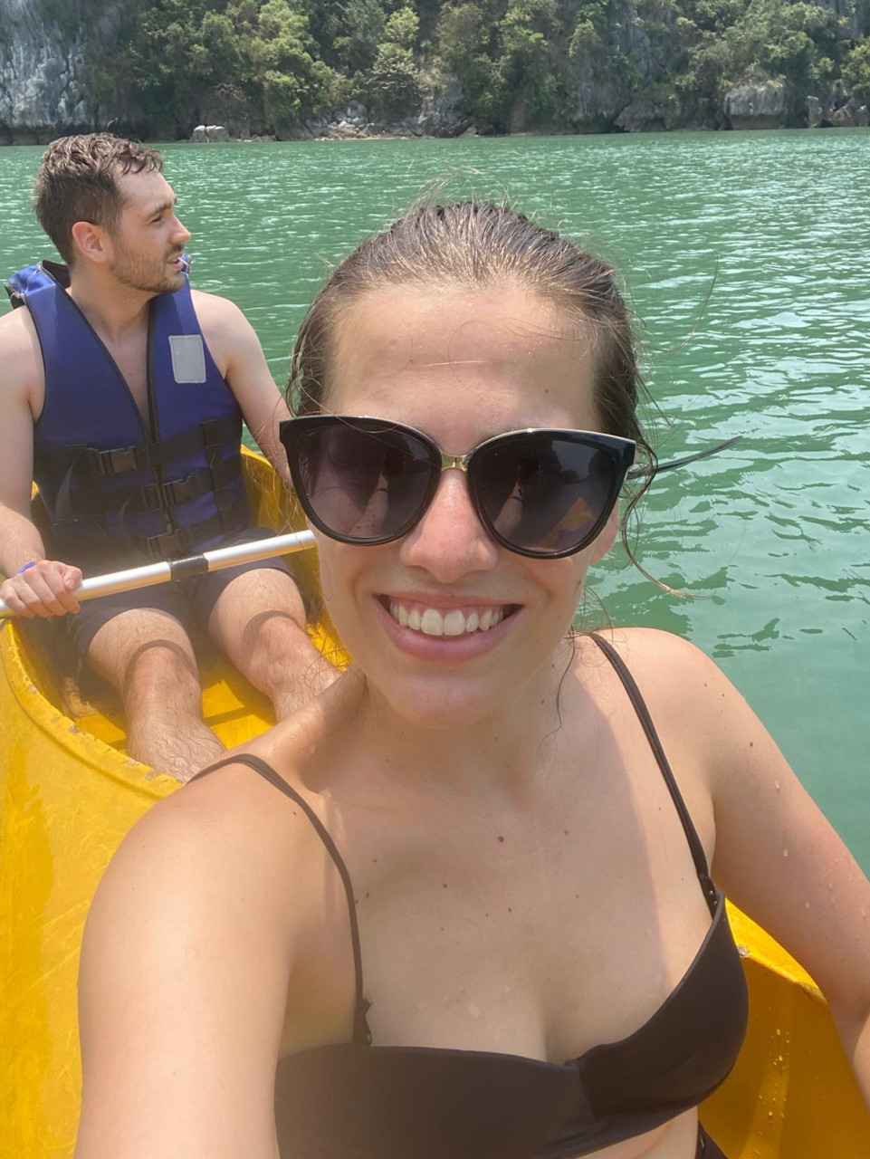 Tymto vam chcem vsetkym dokazat, ze niesom anonym a predstavit vam seba aj svoju ai-vygenerovanu zenu!