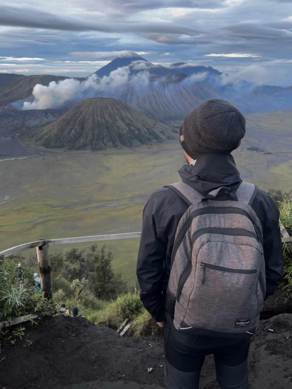 More schovajte predomnou vsetky rozjebane hajzle, lebo sa neovladnem!