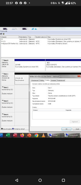 NVMe SSD 4TB (~3726 GB ) SCSI disk zapojeny priamo do M.2 PCIe 3.0 x4 NVMe slotu 

( sakra vzdy zmrsí rozlisenie není to citatelné, treba pozriet tie pics v osobitnom okne, a v orig.velkosti )