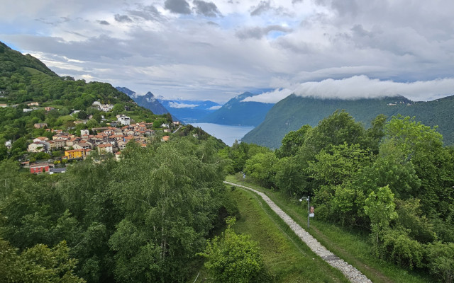 Výhlad z ubytovania na služobke. 