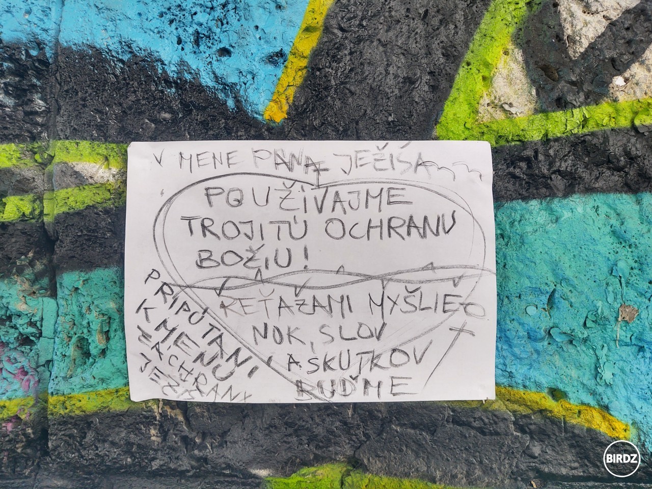 Krajči sa dal asi  na streetart ¯\(◉‿◉)/¯