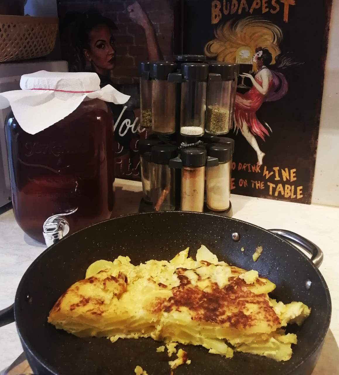 Posledné tri mesiace je môj comfort food tortilla de patatas (a k tomu zaváraná cvikla). 