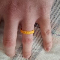 Pozri sa aha! @Patrixo tento prsteň daj na zásnuby tvojej dievči :*
