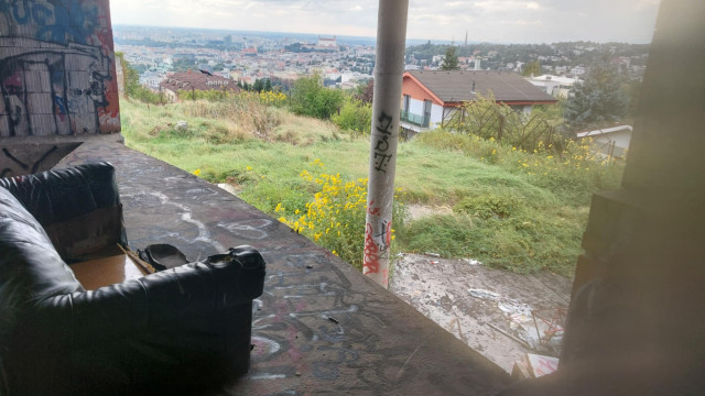 Takýto krásny výhľad na celú ba mam zo 