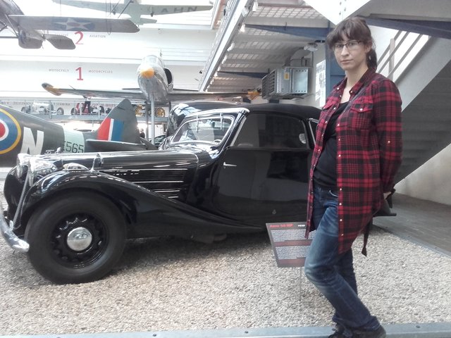 @soraya v muzeu.
schválne viete, čo je to za auto a kto ním jazdil?