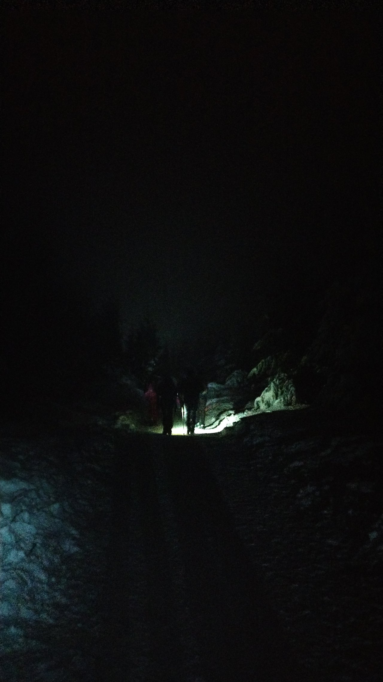 not great not terrible - kopec ľudí a hore si nás počkala hmla  :D 
ale aspoň sme sa prešli, budúci rok zapakujem na inom kopci 
(Lysá hora, 1323m)