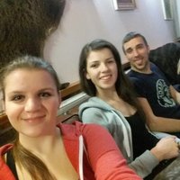 Čau, som Zelinka a zas som sa im strepala do fotky :( :D
