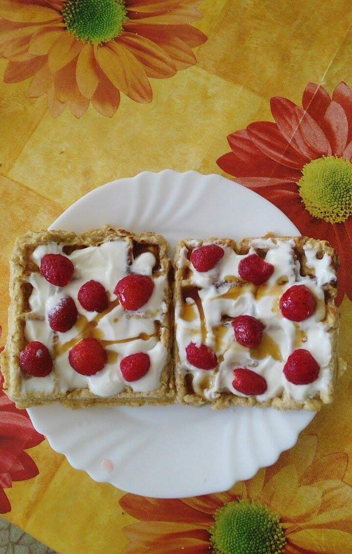 Moje prvé zdravé wafle z nového waflovača :*