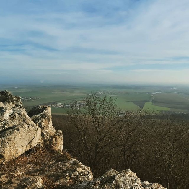 Dnes novorocna turistika s 2 detmi 4hodky kracania, super pocit, potrebovali sme to :)

