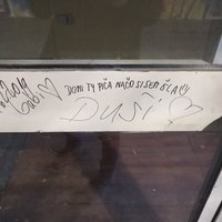Nuž Dominika... 