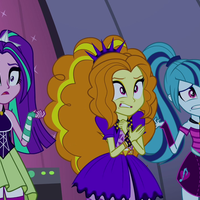 The_Dazzlings_realizes_that_they_can't_sing_well_EG2