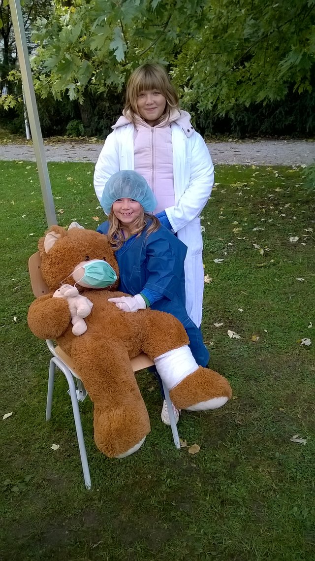 Teddy bear hospital na Beneficnom markete zrucnosti!