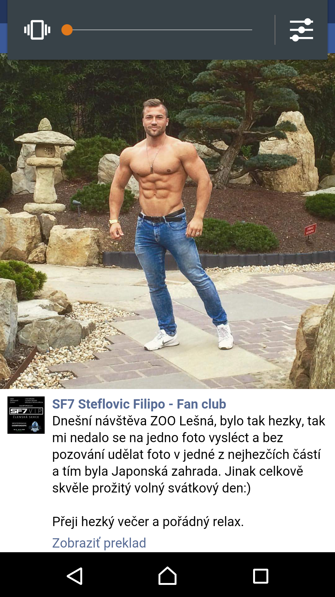 Ten popis nepochopím. :D Idem do ZOO, chcem sa odfotiť na peknom mieste, tak sa vyzlečiem?