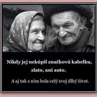 ♥ Láska nepozerá očami, nie je pocitom...