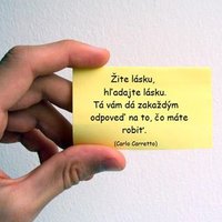 Ona dáva odpoveď...