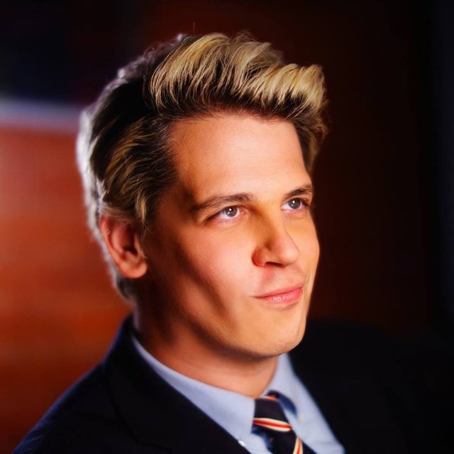 Milo Yiannopoulos - Dangerous faggot ;)