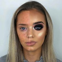 Ak by bola súťaž o najhorší makeup v histórii, toto by zaručene vyhralo (grc)... Aj na maškarný je to moc.