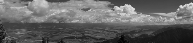 Vysoké Tatry v oblakoch