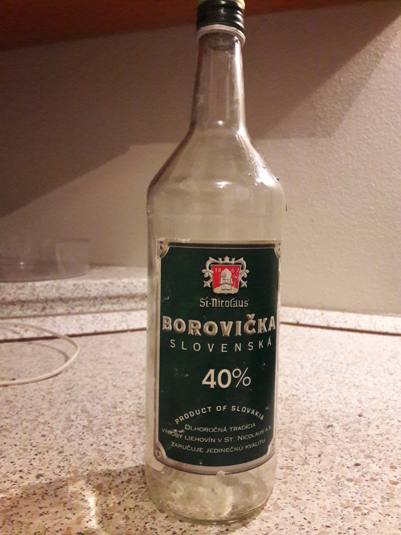 :,( ked ja mam citovy vztah este aj k tej flaske :D