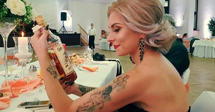 Kapitánka Lenka 