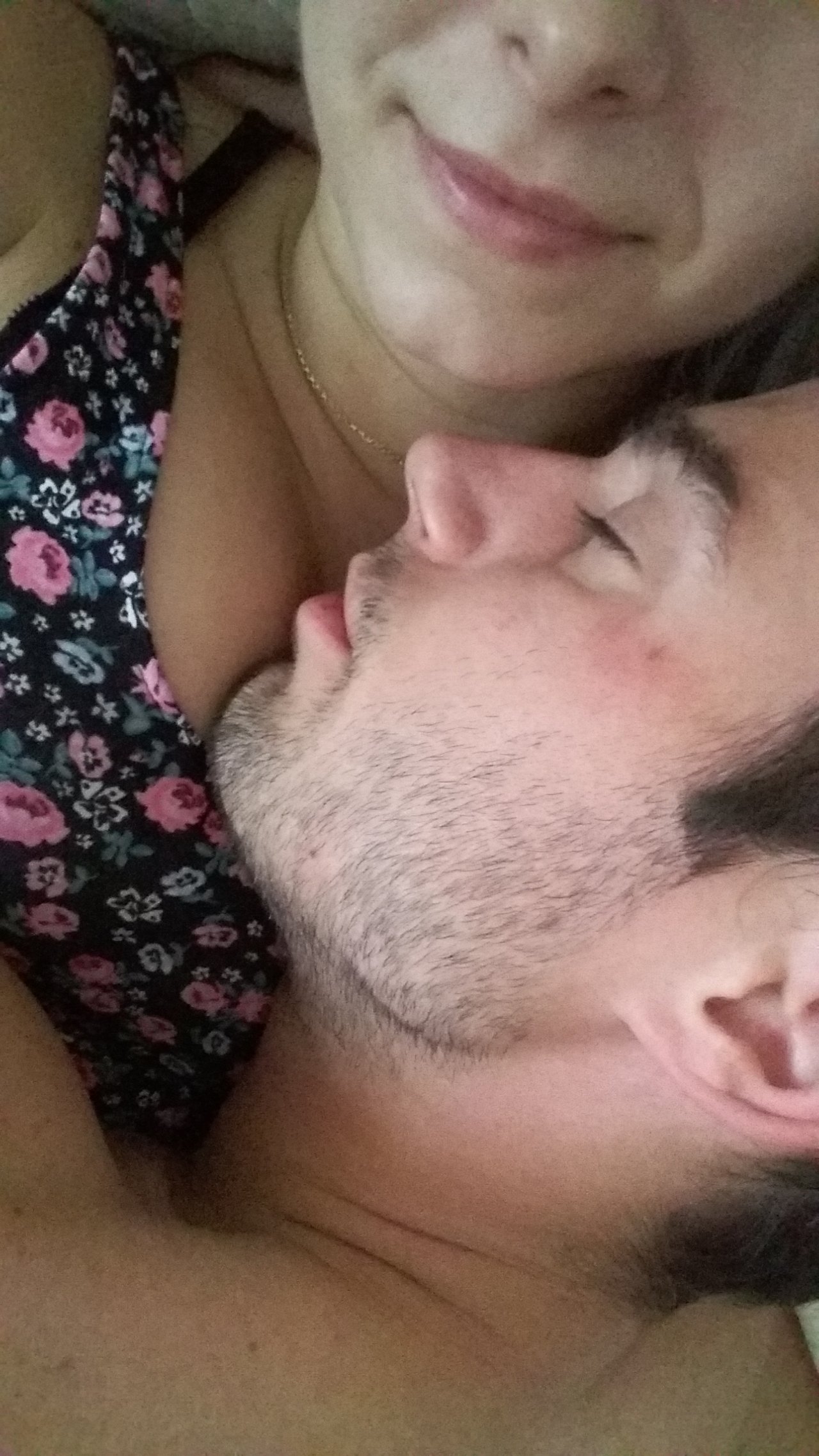 Moja najväčšia podpora v tomto ťažkom čase ... je príjemné cítiť po dlhej dobe, že niekomu na vás naozaj záleží