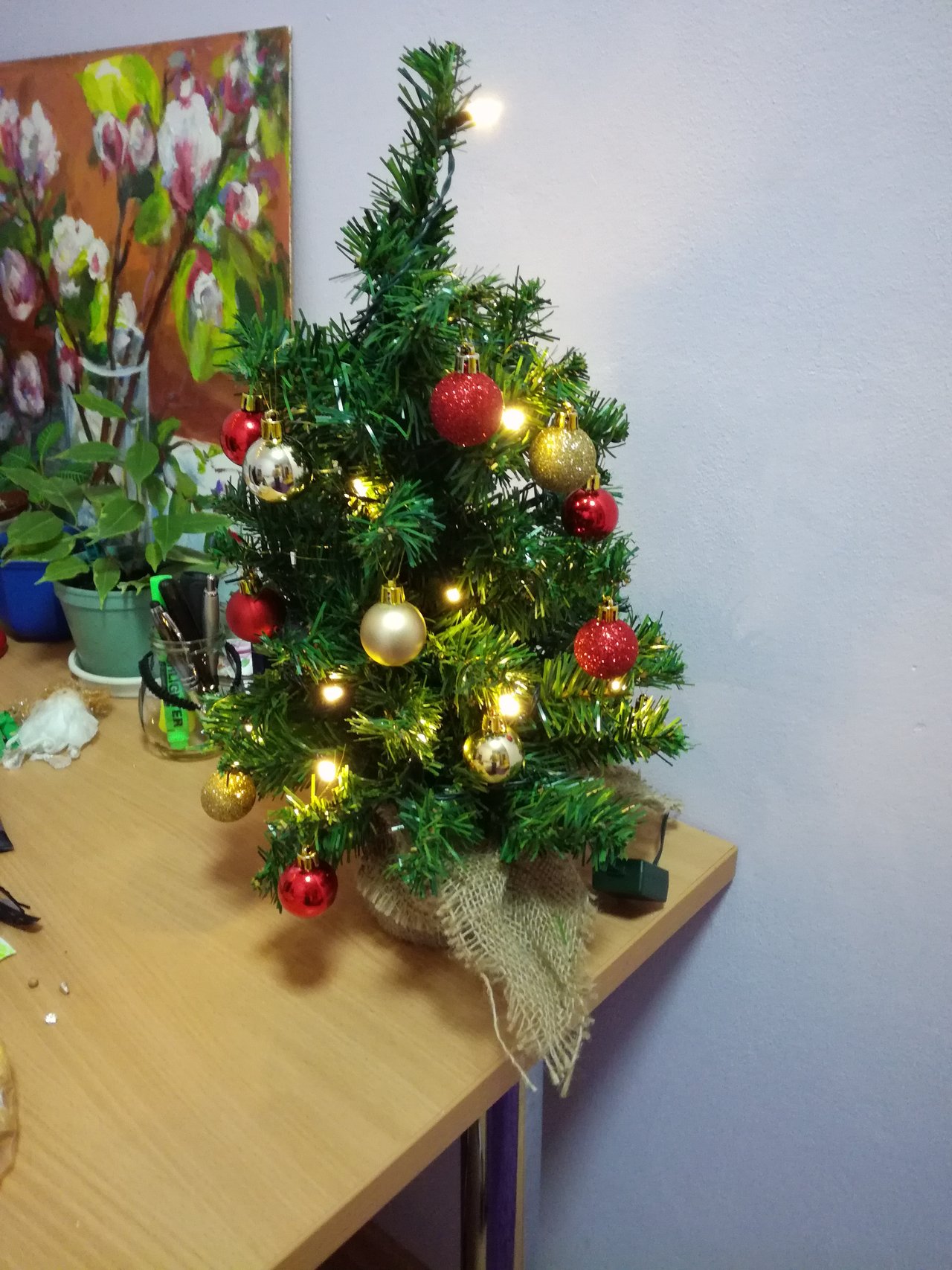 Už len darčeky pod neho :D
:)