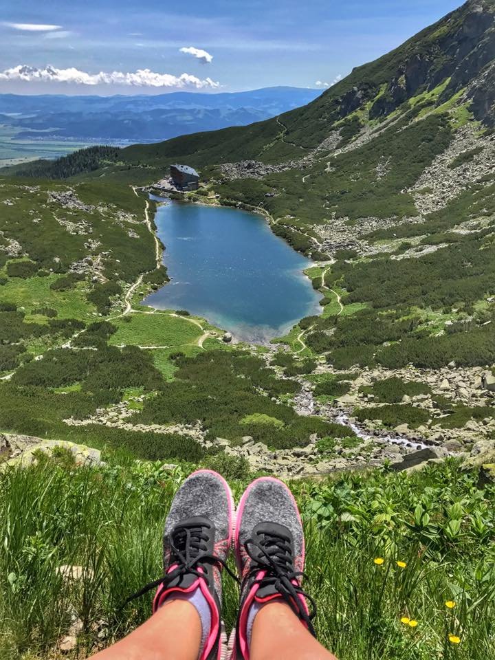 Vyhlad az na Kráľovu hoľu nad Sliezkym domom a Velickym plesom 