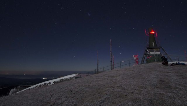 Ako som sa o polnoci štveral na Krížnu fotiť a ani jednu fotku nespravil ostrú. (btw bolo tam -16°C a celkom fúkalo)