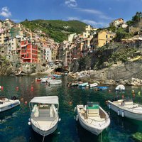 Riomaggiore, niekde v Taliansku. Ale zmrzlinu tu robia dobrú.