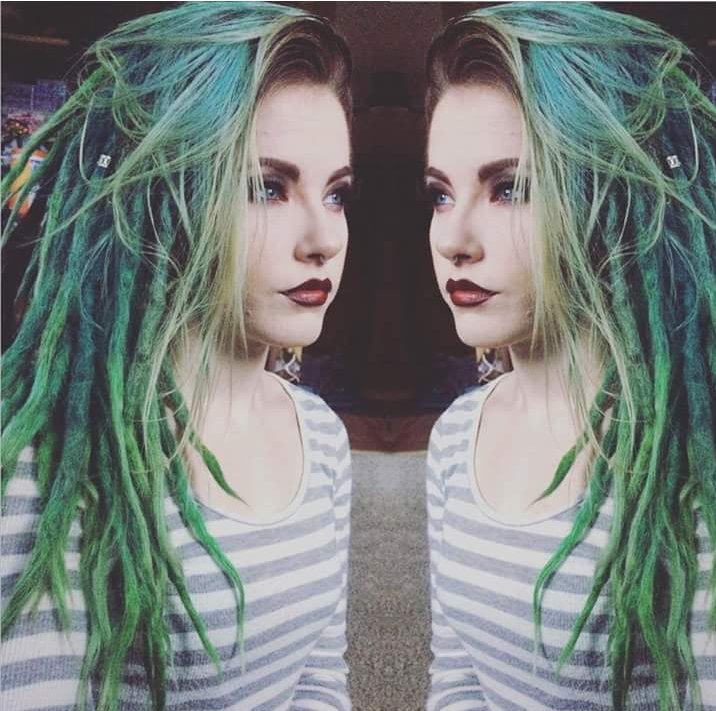 :3