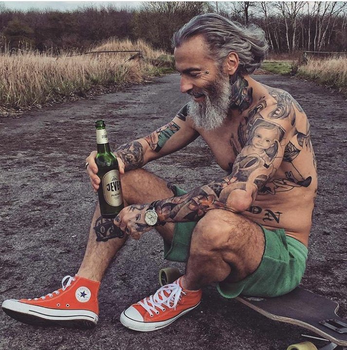 Nie som síce na starších, ale tento je áno! :P 