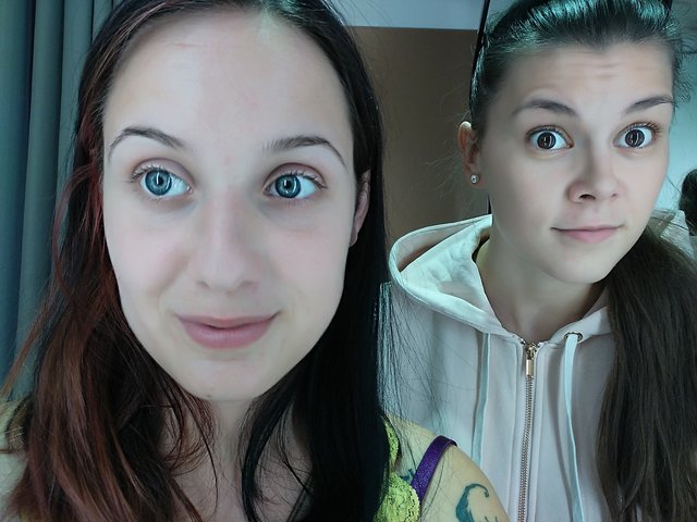 Bff a super oči v H&M kabínke :P