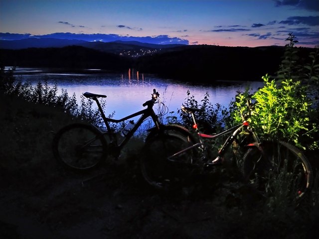 No skoro jak pri strbskom plese a to som ani nevedel, ze tu take mame:)