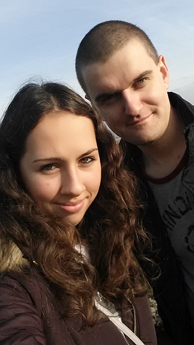 Ktory birdzak prisiel pozriet simku? :D